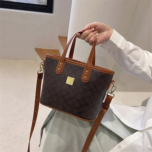 Mini Crossbody Phone Bag – Compact Luxury Shoulder Handbag for Women